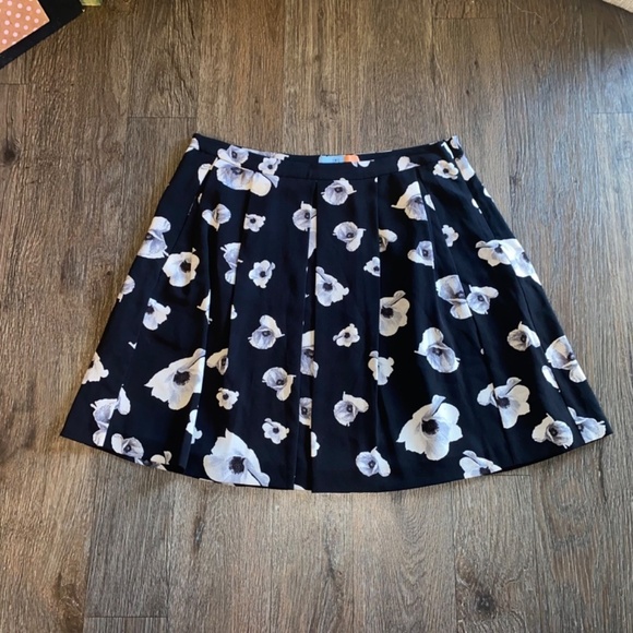 Cece size 10 black floral skirt - Picture 2 of 11